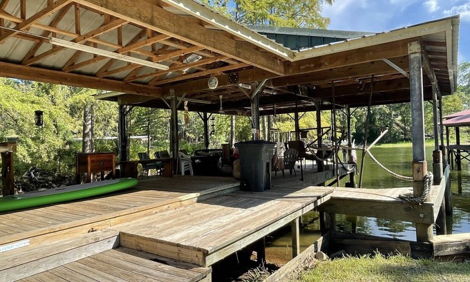 Negreet Cabin | Water Front Cabin on Toledo Bend - Louisiana