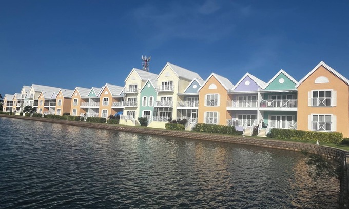 Grand Harbour Condo | Water Front Condo