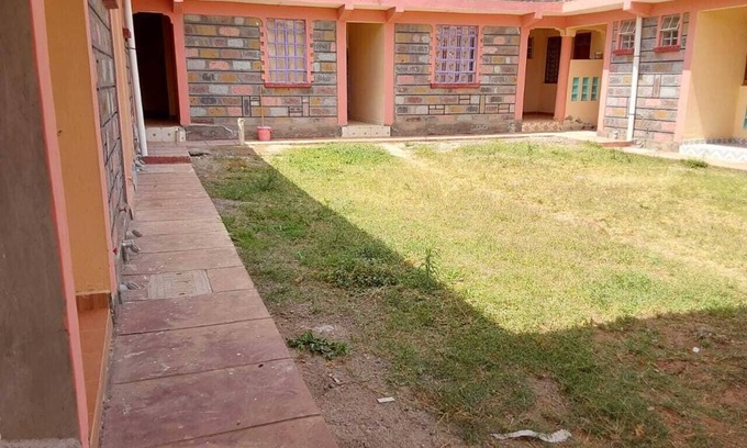 Baringo Bed & Breakfast | Water-Point Guest House