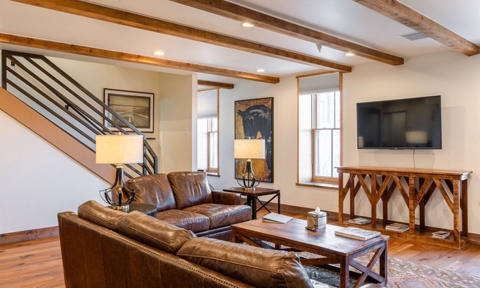 Downtown Santa Fe Condo | Water Street Residence C: Located just 400 feet from the Plaza!