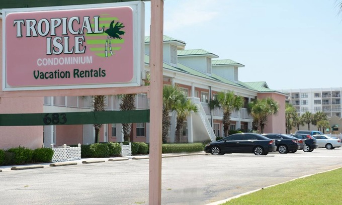 Fort Walton Beach Apartment | Water view, Beach retreat, Tropical Isle #201, Studio/Efficiency