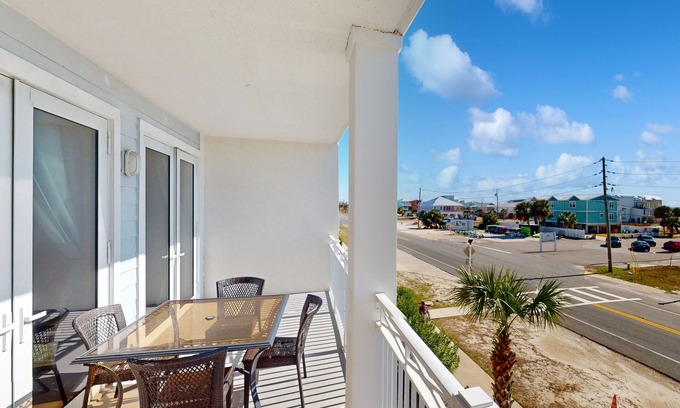 Mexico Beach Condo | Water-view condo with hot tub, pool, fitness room & balcony - dog-friendly