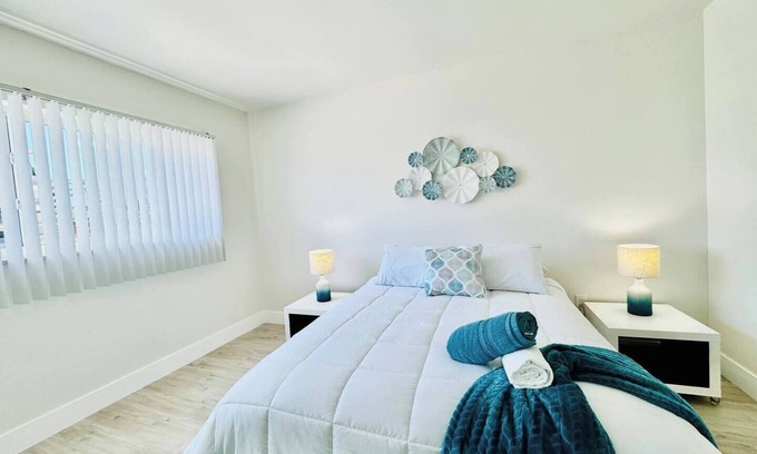 Eastern Shores Apartment | Waterfront 1BR, Parking , Walk to the Beach