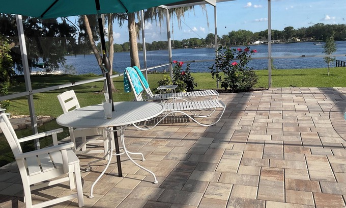 Floral City House | Waterfront 3 bedroom Pool home in Floral City- Serene & Private