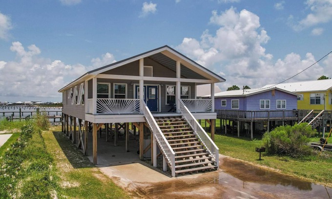 Fort Morgan House | WATERFRONT BEACH HOUSE, BEAUTIFUL BAY VIEWS!