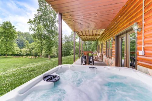 Blue Ridge House | Waterfront Cabin in Ellijay Hot Tub and Game Room