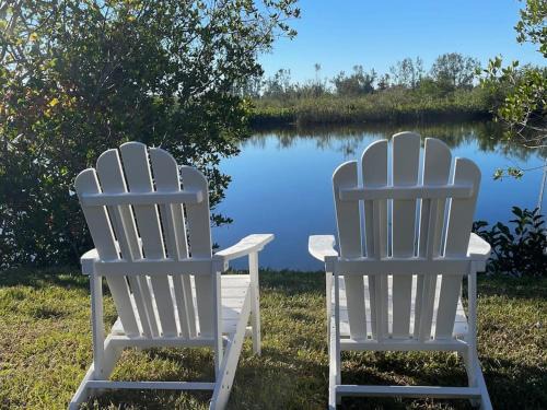 Punta Gorda Apartment | Waterfront Condo #6