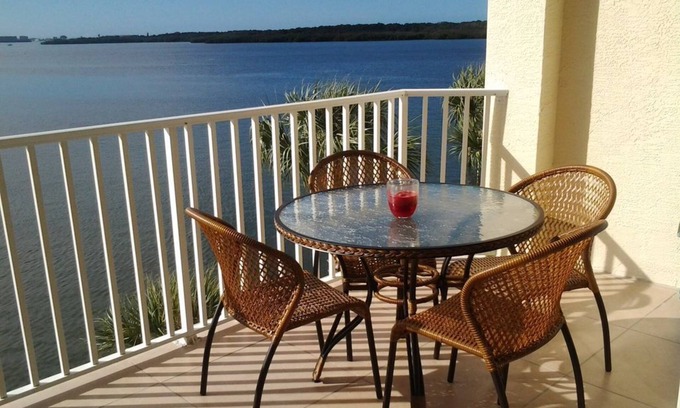 St. Petersburg - Clearwater Condo | Waterfront condo with private balcony. Sun All Day!