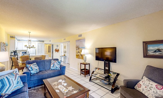 Fort Morgan Condo | Waterfront condo with pools, hot tub, tennis, & beach access