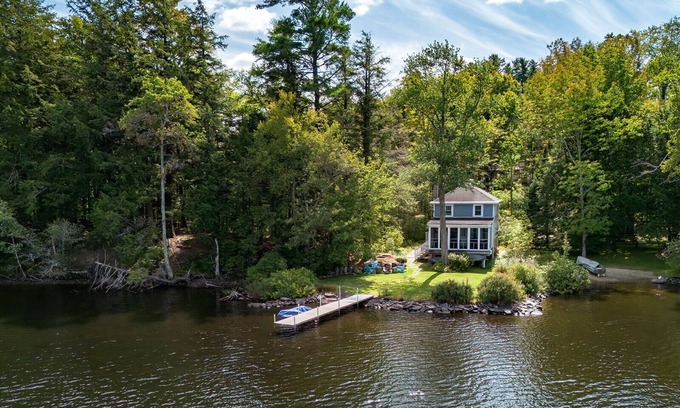 Berkshire House | Waterfront Cottage Retreat By Evergreen Home