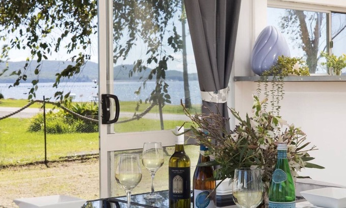 Swan Bay House | Waterfront Cottage - waterfront location, swimming, peaceful, quite and tranquil location.