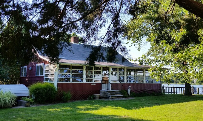 Cobb Island Cabin | WATERFRONT - Cranberry Cottage on Cobb Island, MD