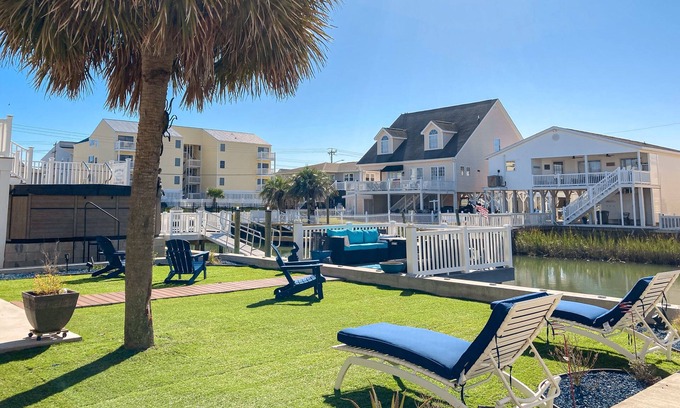 North Myrtle Beach House | Waterfront dog-friendly home with a kayak, & firepit - block from beach