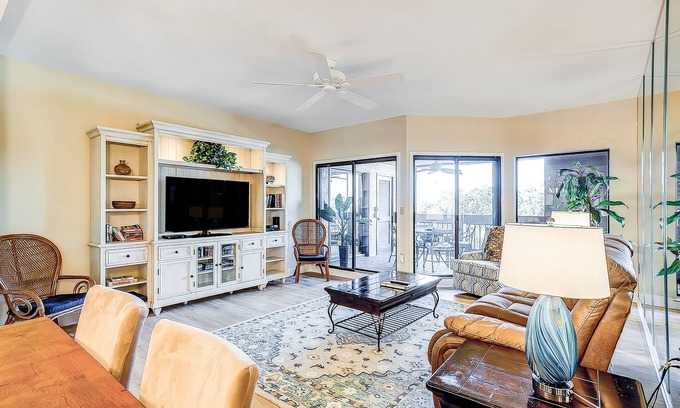 Shelter Cove Condo | Waterfront Escape w/a Furnished Balcony, Harbor View, Fast WiFi, & Shared Pool