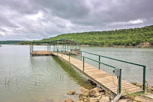 Gordon House | Waterfront Getaway with Deck Pet and Family Friendly!