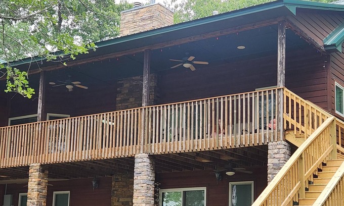 Hoyt House | Waterfront Home with Boat Dock