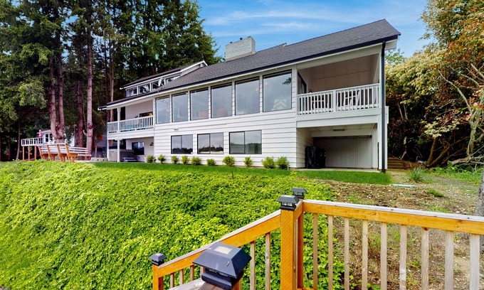 Vashon Island House | Waterfront home with hot tub, deck pool table and firepit