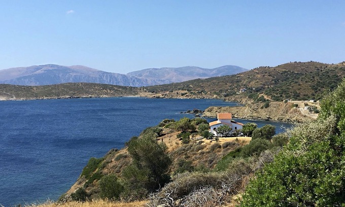Pigadia House | Waterfront house, 15km from Galatas, opposite Poros island