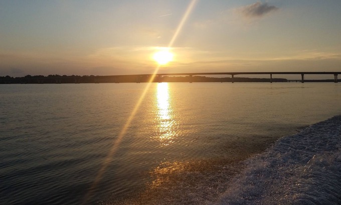 Merifield Acres Cottage | Waterfront lake cottage with NEW private dock (accommodates 2 boats)