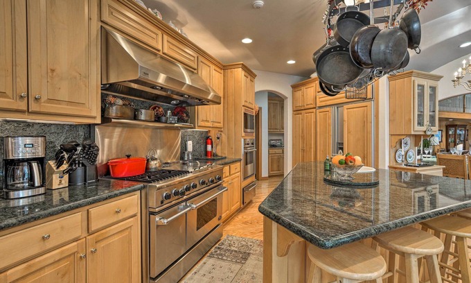 Cedar Glen House | Waterfront Lake Arrowhead Home w/View & Game Room