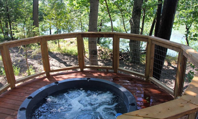 Lansdowne Cottage | Waterfront Luxury for 5 Private Hot Tub Pet Friendly Retreat