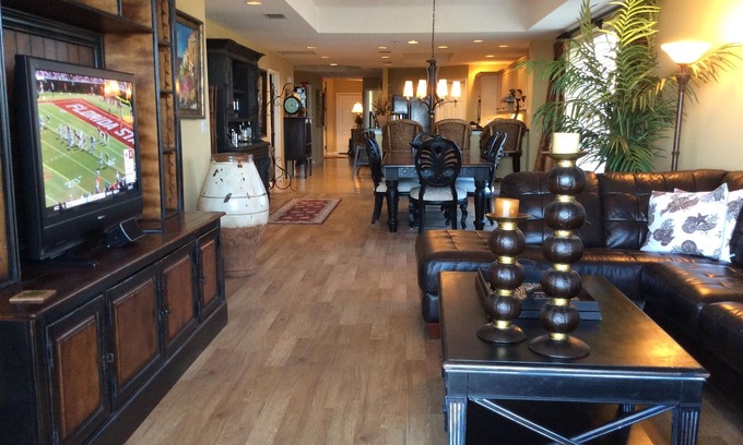 Belle Vista Condo | Waterfront Luxury Bella Marguerite Condo - St Pete Beach near Don Cesar Resort