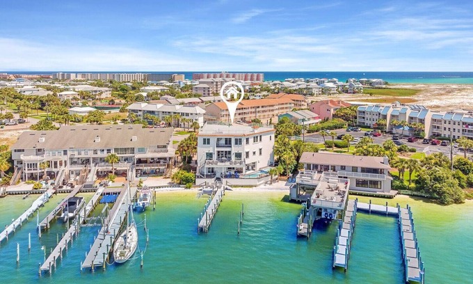 Holiday Isle House | Waterfront Mansion, Pool, Views! | Seaside Palace