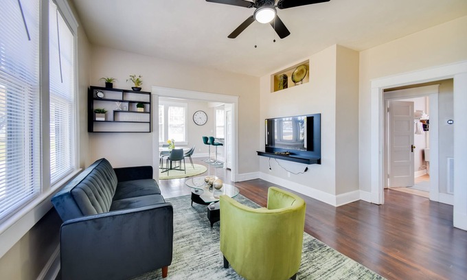 Portsmouth Apartment | Waterfront Portsmouth Apt: 1/2 Mi to Dtwn & Ferry