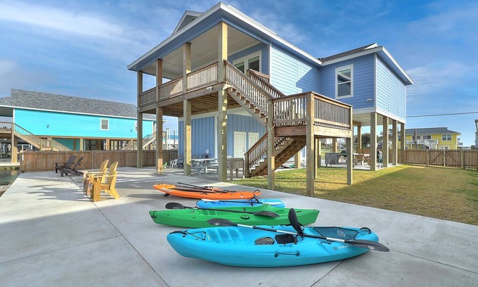 Rockport House | Waterfront, private lighted pier, kayaks, stand up paddle boards!