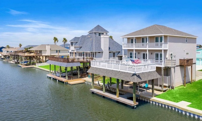 Terramar Beach House | Waterfront Retreat with Boat Slip & Big Deck