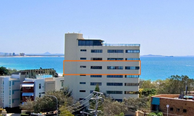 Mooloolaba Apartment | Waterfront Spacious 3 Bedroom Apartment in Parkyn Place, Mooloolaba Spit, 50% off this February!