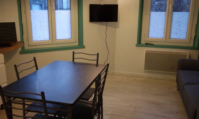 Fecamp Apartment | Waterfront studio 50 meters away