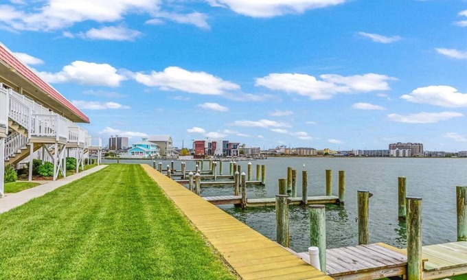 Midtown Ocean City Condo | Waterfront Stunning Bayfront-fishing, crabbing, pool, minutes from the beach