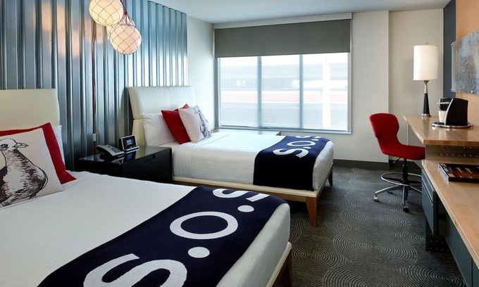 Fisherman's Wharf Hotel | Waterfront Vibes & Cozy Nights near Ghirardelli | 4 Family-Friendly Rooms