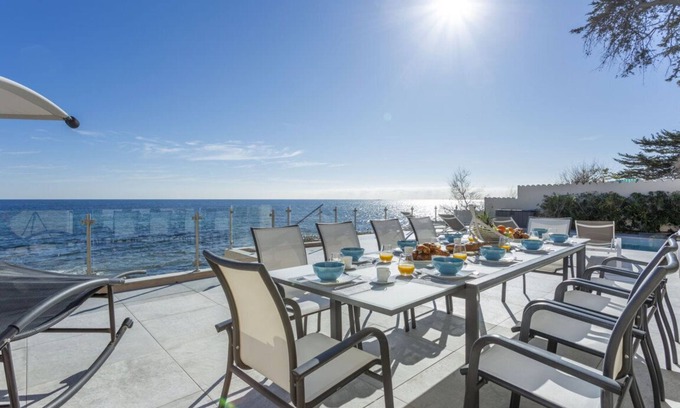 La Nartelle Villa | Waterfront villa in Saint Maxime, Gulf of St Tropez