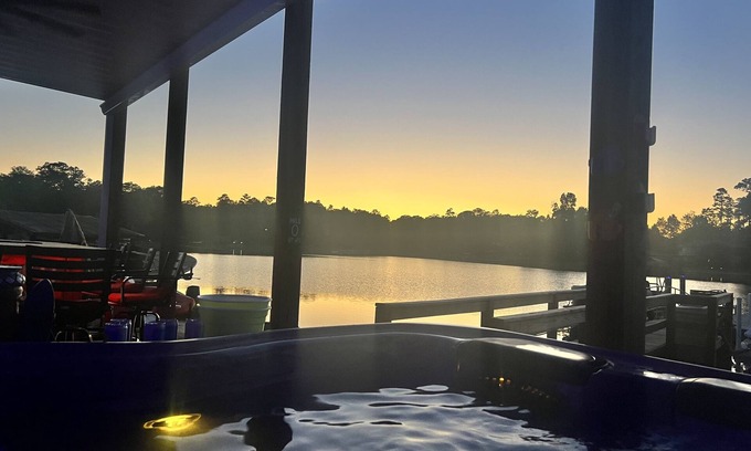 Chapin House | WATERFRONT with private dock in Chapin! Optional pontoon rental!