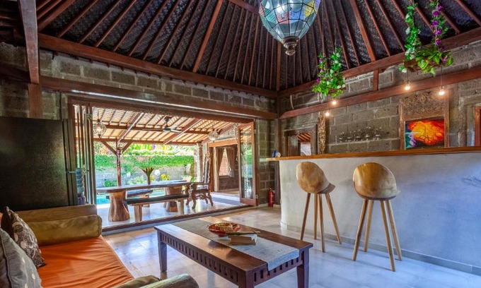 Suraberata Villa | Watermark