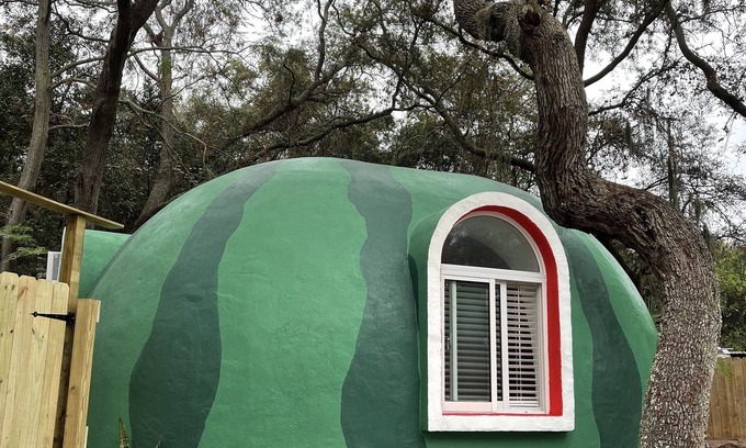 Largo House | 🍉Watermelon Dome ❌not a tent❌