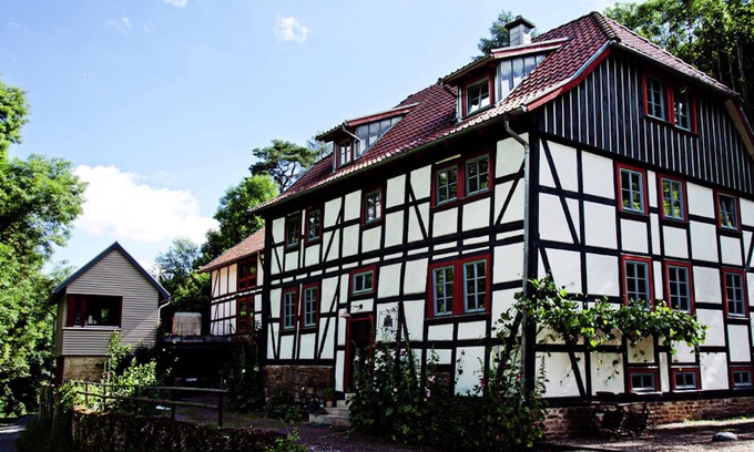 Heringen Apartment | Watermill Stay with Garden