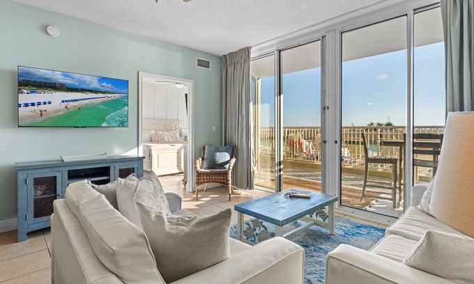 Fort Walton Beach Condo | Waters Edge 109 ~ Ground Floor and Beach Front ~ Steps to Pool and Sand!
