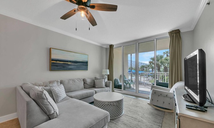 Fort Walton Beach Condo | Waterscape Resort 2 Bedroom 2 Bunk Area 2 Bath C304