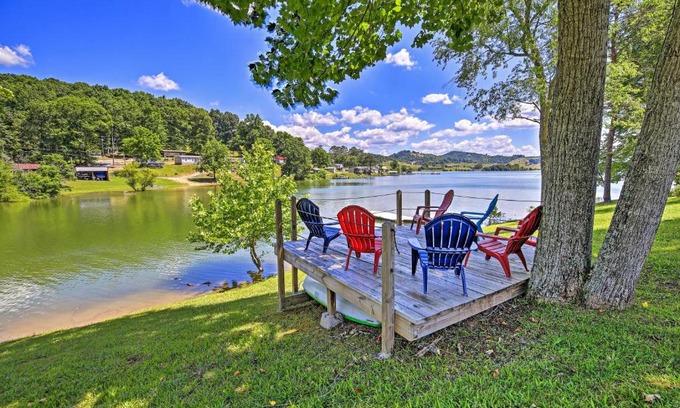 Bean Station House | Waterside Cherokee Lake Home with Private Dock!