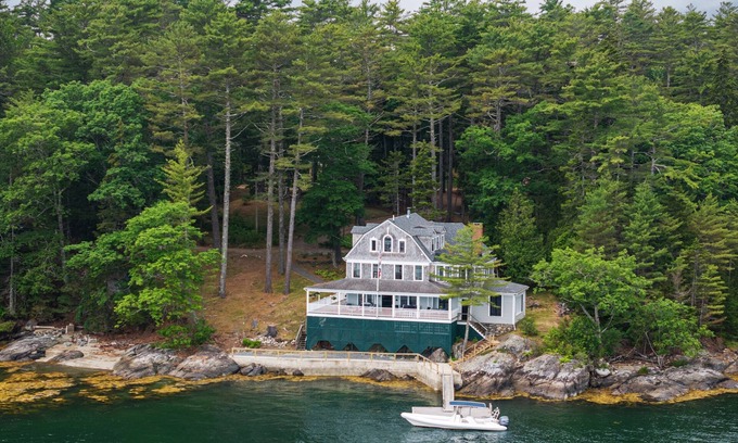 Blue Hill House | Waterside Parker Point Gem with Signature Dining Room & Wrap Around Porch