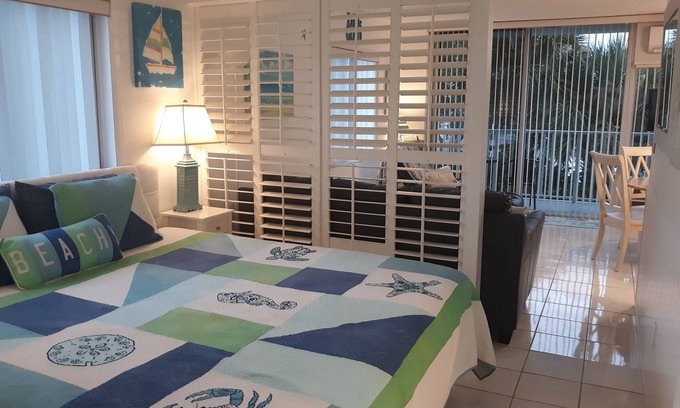 Clearwater Beach Apartment | WaterView, Studio #15, Family Friendly, Close to Beach
