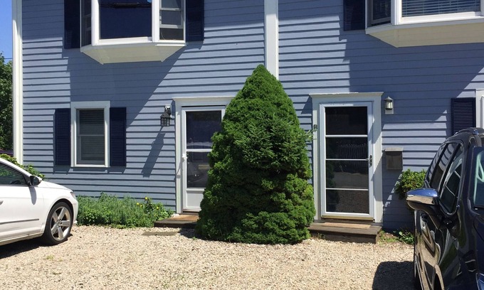 Provincetown House | Waterview Westend Townhouse