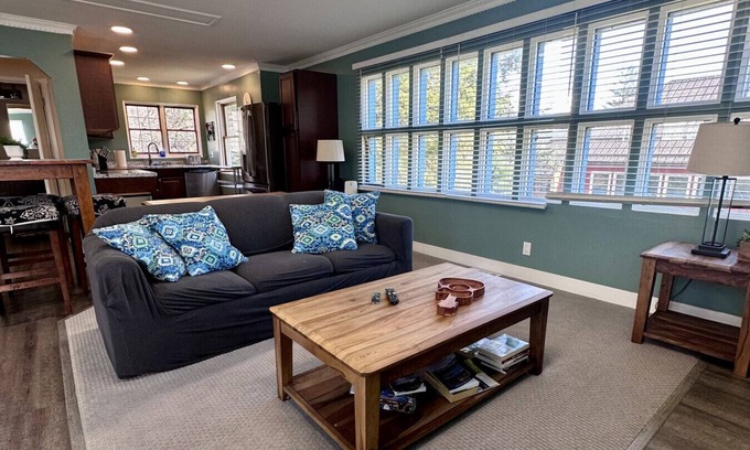 Douglas Apartment | Waterwheel Penthouse - Downtown Douglas
