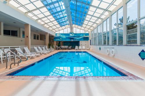 North End Hotel | Watson's Regency Suites