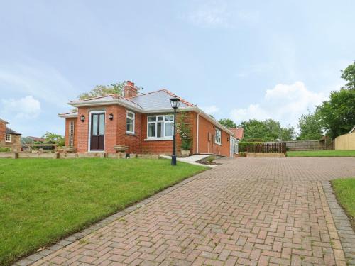 Skendleby House | Waverley