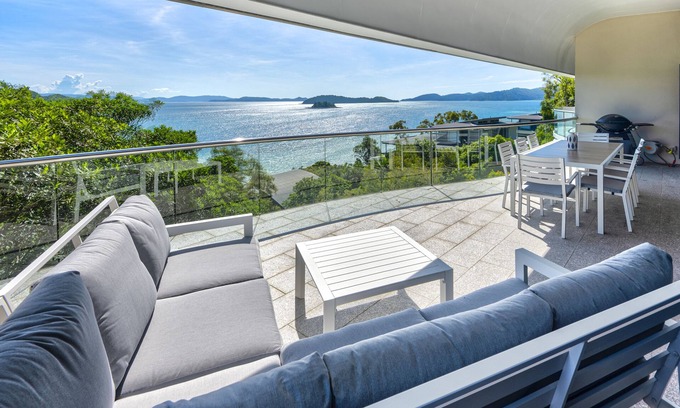 Hamilton Island House | Waves 7 - Hamilton Island