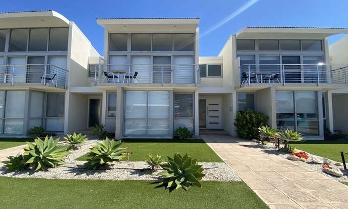 Jurien Bay Villa | Waves at Jurien 'Villa 3'